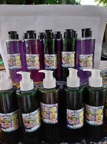 แชมพูสมุนไพรคุณย่า